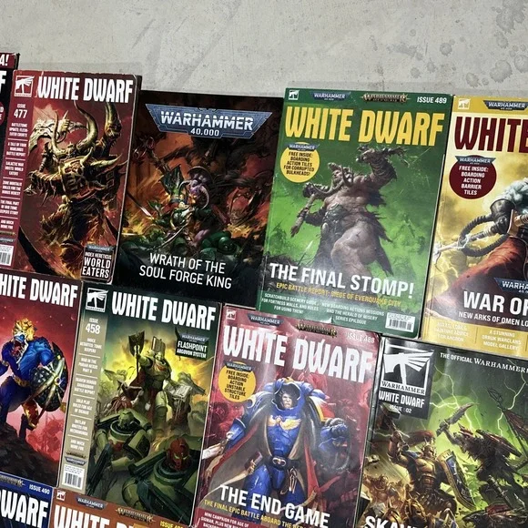 HUGE LOT OF 33 White Dwarf WARHAMMER Magazines 450s 460s 470s 480s Books